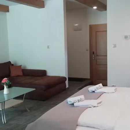 Vila Lieska Penzión pre hostí